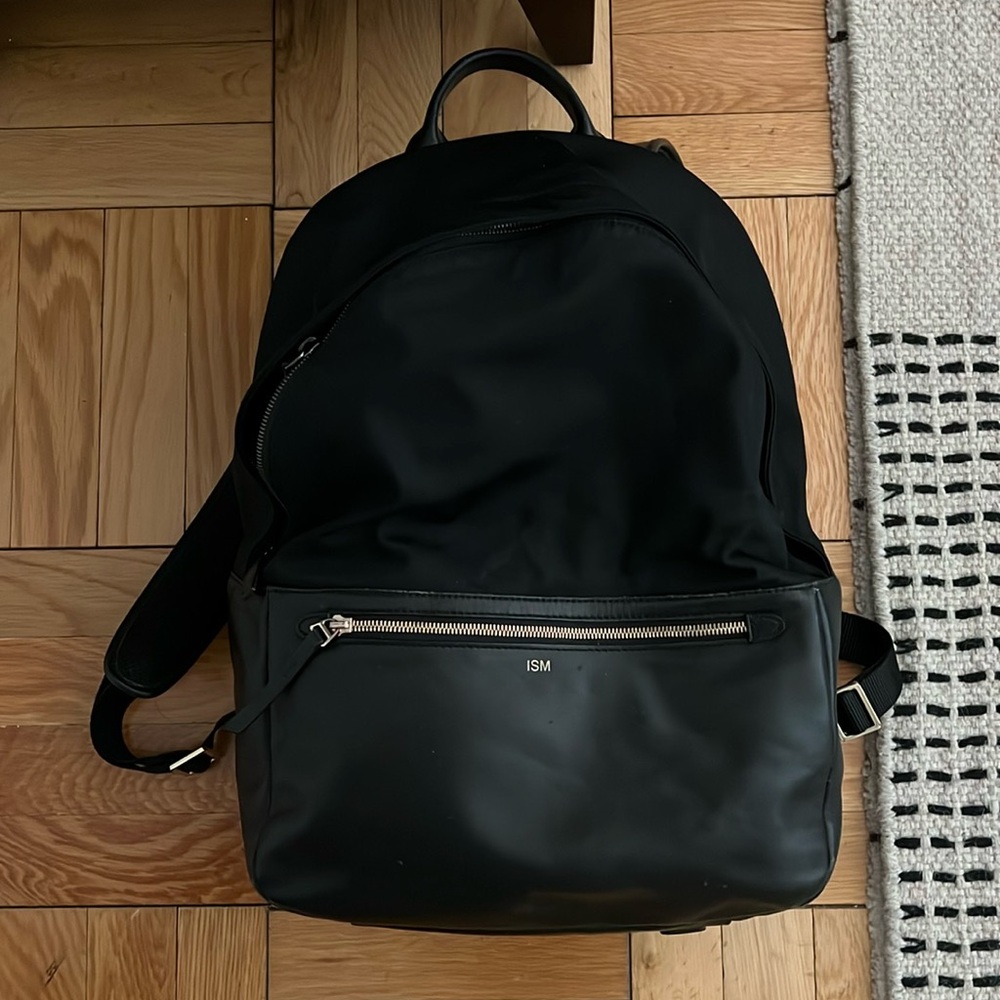 ISM The Classic Backpack Large Black Gold Zippers